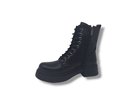 Zerhan 908 Kadın Siyah Bağcıklı Fermuarlı Postal Bot