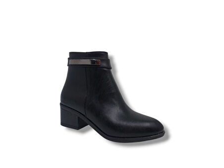 Zerhan 533 Kadın Siyah Tokalı Fermuarlı Alçak Topuklu Bot
