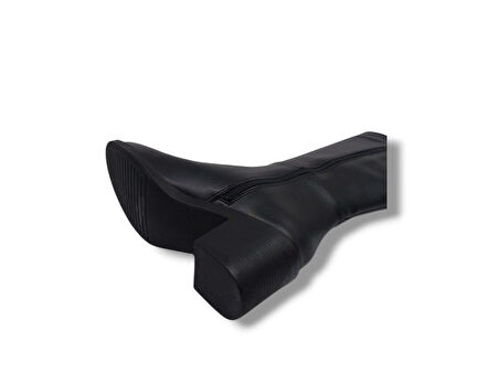 İzlife 760 Kadın Siyah Uzun Fermuarlı Kalın Topuklu Çizme