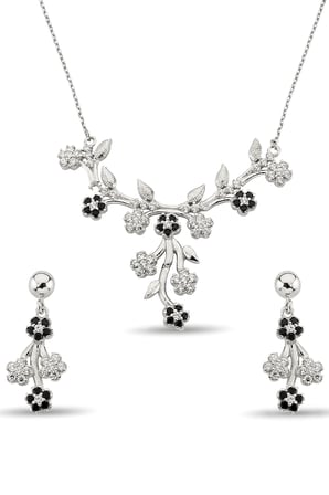 Taşlı Çiçek Formlu Set S010402