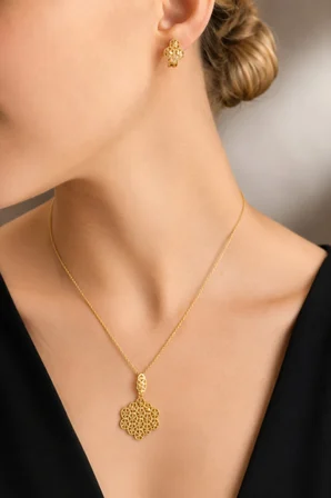 18K Altın Kaplamalı 925 Ayar Gümüş Tasarım Yıldız Çiçeği Set - 67022502