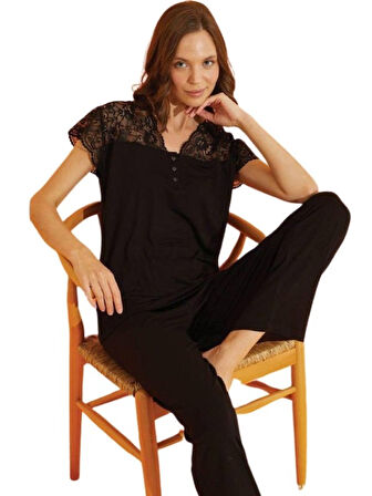 Kadın Dantelli Kol V Yaka Viskon Likra Düğmeli Kısa Kol Pijama Takımı