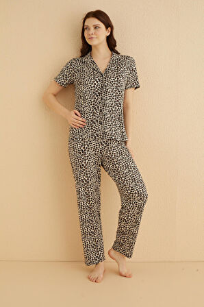 Dreamy Bambu Kumaş Leopar Desenli Kısa Kollu Gömlek Pijama Takımı