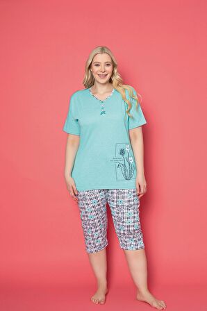 X-Dreamy Büyük Beden Pamuklu Desenli Düğmeli Yaka Kapri Pijama Takımı