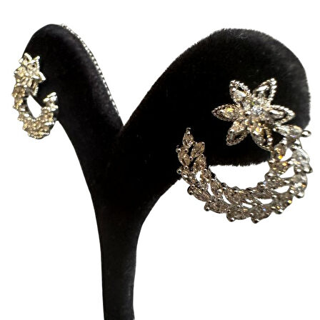 Uretti - İREM 3914 6728 Zirkon Taşlı Ay Model Tasarım Küpe