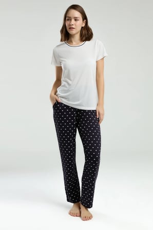 Kadın Bisiklet Yaka Kısa Kol T-shirt Likralı Alt Pijama Takımı Q4.A3.K3.R5K