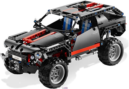 LEGO 8081 Technic Limited Edition Set Extreme Cruiser Jeep