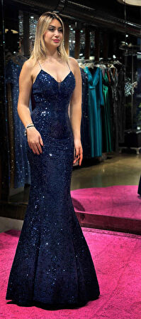 Lacivert İp Askılı  Sırt Dekolteli  Balık Etekli Kadife Payet 6739