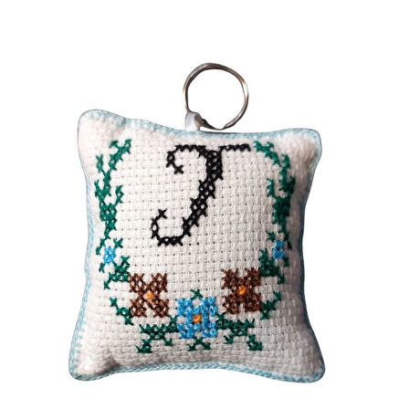 Uretti - Sibel 2453 2512 El Yapımı T Harfi Kanaviçe Anahtarlık