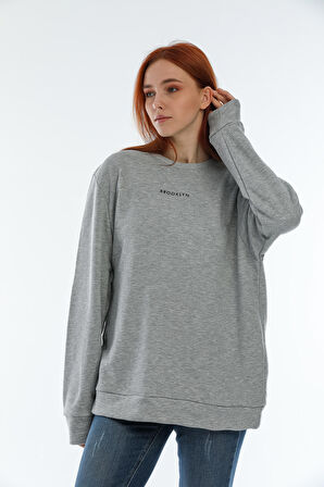SPR22SWK030 Bisiklet Yaka Brooklyn Baskılı Sweat