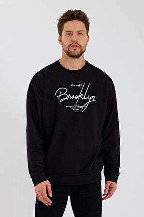 spr23sw331 Bisiklet Yaka Ön El Yazılı Brooklyn Sweat