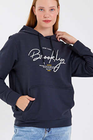 Süperlife Kadın Kapşonlu Regular Fit El Yazılı Brooklyn Baskılı İnce Sweatshirt SPR23SWk361
