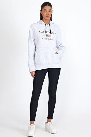 Süperlife Kadın Kapşonlu Rahat Kalıp İçi Polarlı 3 iplik Kanguru Cepli Amerikan Baskılı Swetashırt spr24swk01