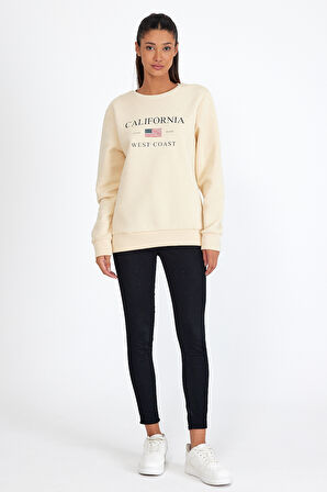 Süperlife Kadın Bisiklet Yaka Rahat Kalıp İçi Polarlı 3 iplik Amerikan Baskılı Swetashırt spr24swk26