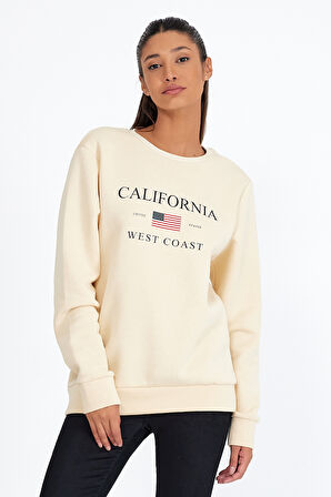 Süperlife Kadın Bisiklet Yaka Rahat Kalıp İçi Polarlı 3 iplik Amerikan Baskılı Swetashırt spr24swk26