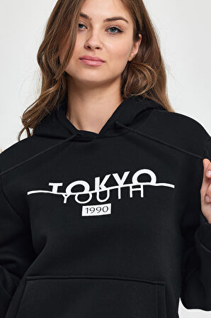 Süperlife Kadın Kapşonlu Rahat Kalıp İçi Polarlı 3 iplik Kanguru Cepli Tokyo Baskılı Swetashırt Spr24swk12