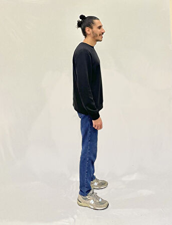 Erkek Bisiklet Yaka Rahat Kalıp 3 iplik Kalın AİR Nakışlı  Sweatshirt SPR24SW33