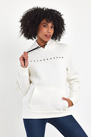 Kadın Kapşonlu Rahat Kalıp İçi Polarlı 3 iplik Feture Baskılı SweatShırt spr24swk14