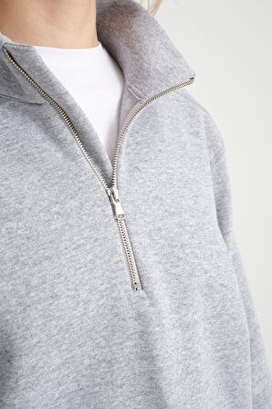  Kadın  Rahat Kalıp İçi Polarlı 3 iplik Yarım Fermuarlı  SweatShırt spr24swK21