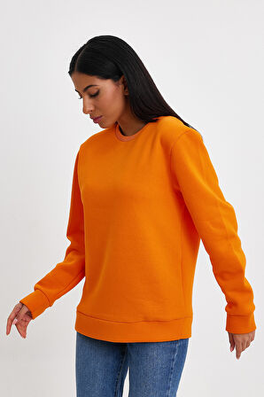Kadın Bisiklet Yaka Rahat Kalıp 3 iplik İçi Polarlı Kalın Sweatshirt SPR24SWK36
