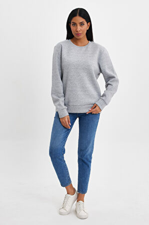 Kadın Bisiklet Yaka Rahat Kalıp 3 iplik İçi Polarlı Kalın Sweatshirt SPR24SWK36