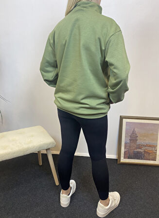 Kadın 3 iplik Yarım Fermuarlı Kanguru Çepli Sweatshırt spr24swk22