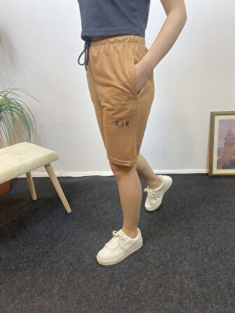 Kadın Rahat Kalıp Beli Lastikli Cepli Basklı Şort spr24srk52