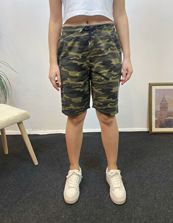 Kadın Rahat Kalıp Beli Lastikli Cepli Basklı Şort SPR24SRK208