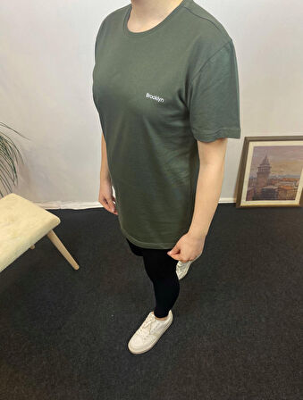 Kadın Bisiklet Yaka Brooklyn Baskılı Tişort  SPR24TSK266