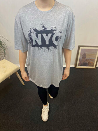 Kadın Bisiklet Yaka Oversize Fit NYC Baskılı Tişort SPR24TSk114