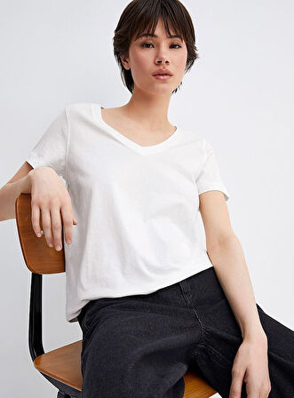 Kadın V Yaka Regular Tshirt SPR24TSK45-2