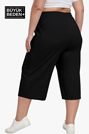 Kadın Büyük Beden Unified Collective Baskılı Standart &Regular Kalıp Şort SPR25BSRK088