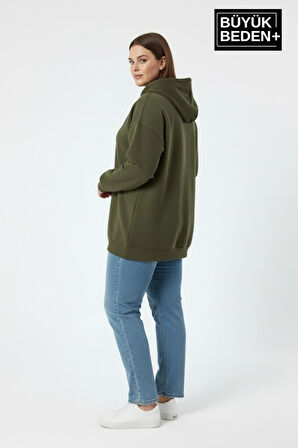 Kadın Büyük Beden AR Baskılı Kapüşonlu Sweatshirt SPR26BSWK963