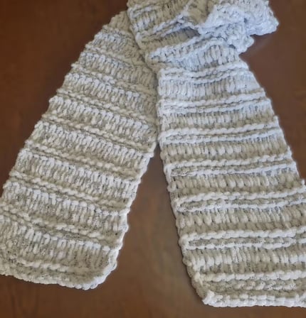 Yumuşacık Örgü Atkı, Puffy , El Örgüsü Şık Atkı, Beyaz Kırçıllı, Moli Tasarım , 