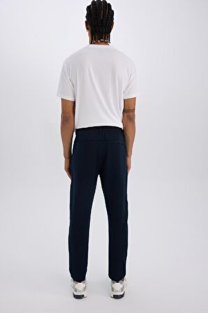 DeFactoFit Sporcu Jogger Eşofman Altı Slim Fit Dar Kesim Standart Paça Cepli Beli Lastikli D1956AX24AUNV146