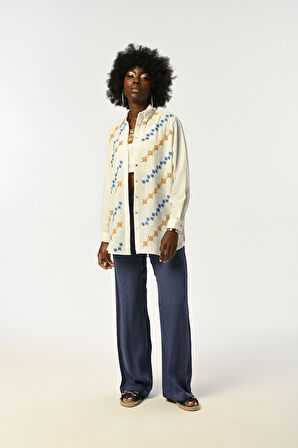 KADIN ÖNÜ NAKIŞLI OVERSİZE KESİM GÖMLEK