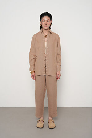 KADIN %100 KETEN YANLARI DÜĞME DETAYLI GÖMLEK