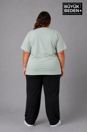 Süperlife Büyük Beden Kadın V Yaka Pamuklu Basic Tişört Lacivert 3XL-6XL SPR26BTSK509