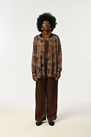 KADIN KAHVERENGİ DESENLİ OVERSİZE KESİM GÖMLEK