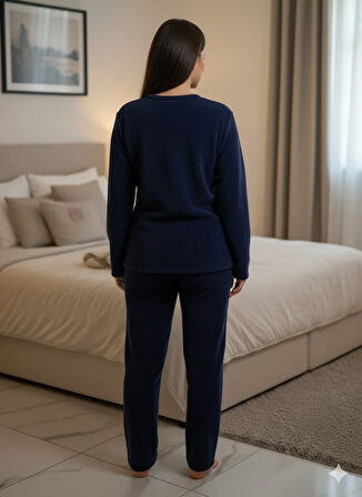 KADIN LACİVERT PELUŞ PİJAMA TAKIM
