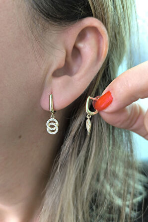 Altın Çemberli Minimal Günlük Küpe