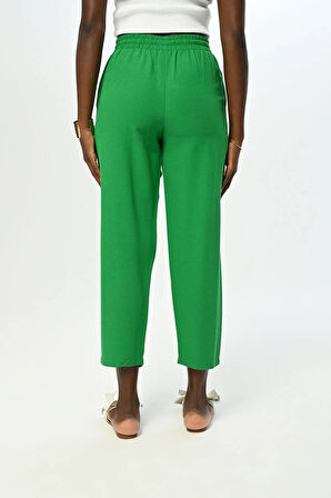 KADIN RAHAT KALIP BELİ LASTİKLİ DÜZ RENK PANTOLON