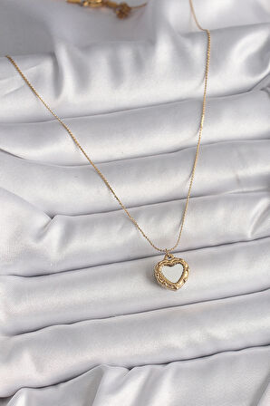 316L Çelik Gold Renk Zincir Sedefli Kalp Model Kadın Kolye