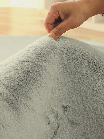 Tappeto Rex Tavşanı Dekoratif Post Peluş Halı Gri (Tüy Yüksekliği 22 mm)