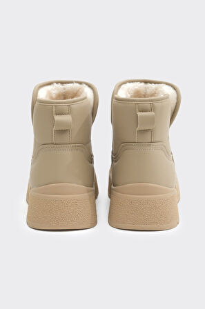 Comfort Kürklü Kadın Bot 