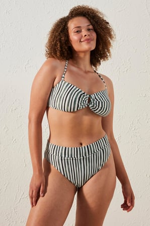 Mali Çizgi Desenli Straplez Bikini Üstü