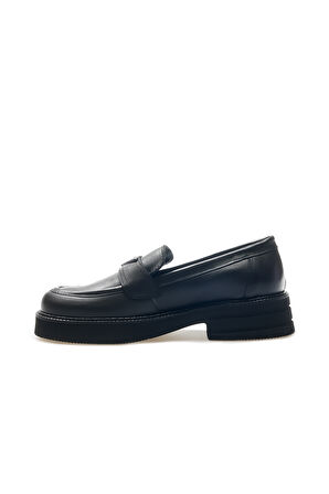 Venüs Kadın Hakiki Deri Toka Detaylı Loafer Günlük Ayakkabı (36-40) 24k 2451350k Z