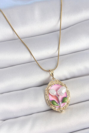 316L Çelik Gold Renk Zincir Pembe Mineli İncili Çiçek İşlemeli Portre Model Kadın Kolye