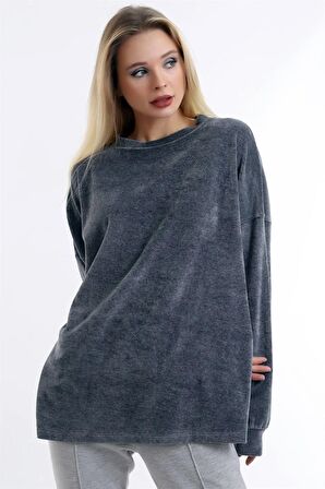 Yuvarlak Yaka Uzun Kollu Oversize Rahat Ve Şık Kadife Sweat