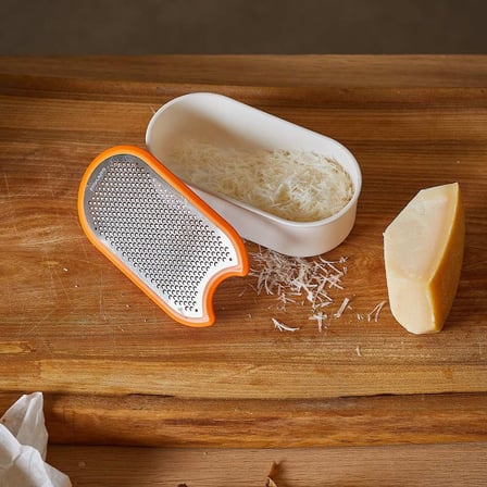 Fiskars Kapaklı Kutu Rende